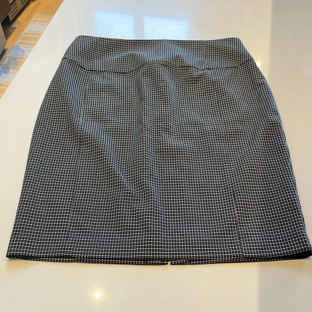 Express NWOT Knee-Length Pencil Skirt, Size 12